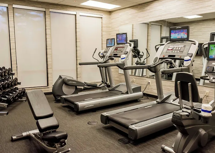 Courtyard By Marriott Lafayette
