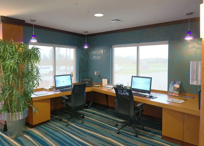 Fairfield Inn & Suites Des Moines Airport