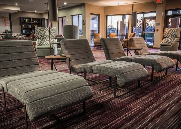 Courtyard By Marriott Norman