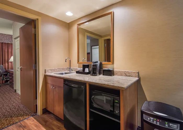 Embassy Suites Loveland Conference Center