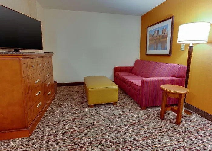 Drury Inn & Suites West Des Moines