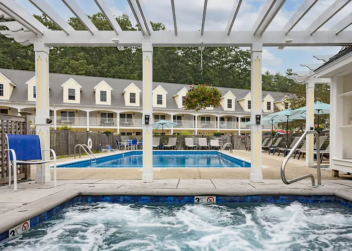 Admiral'S Inn Resort