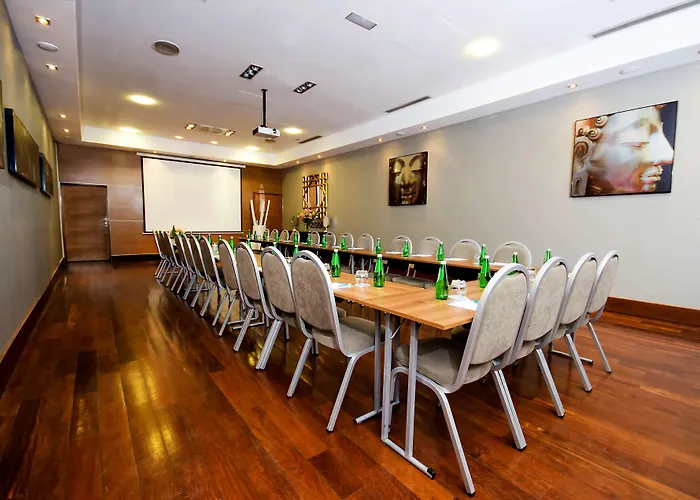Hotel Nh Poznan