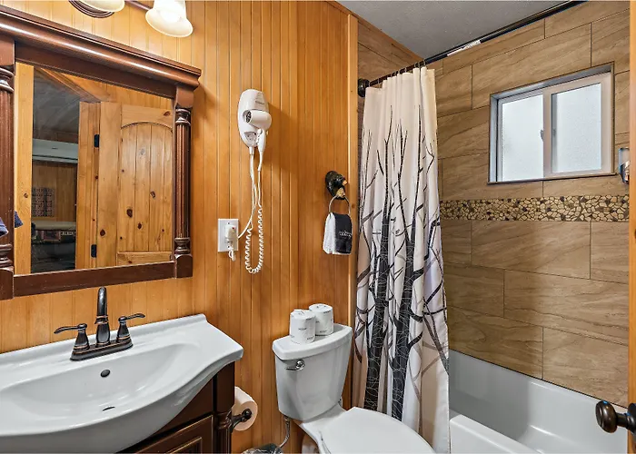 Brundage Bungalows
