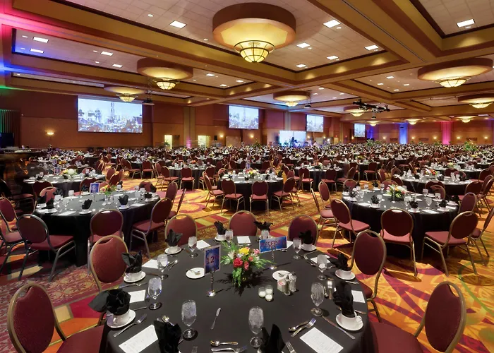 Embassy Suites Omaha- La Vista/ Hotel & Conference Center