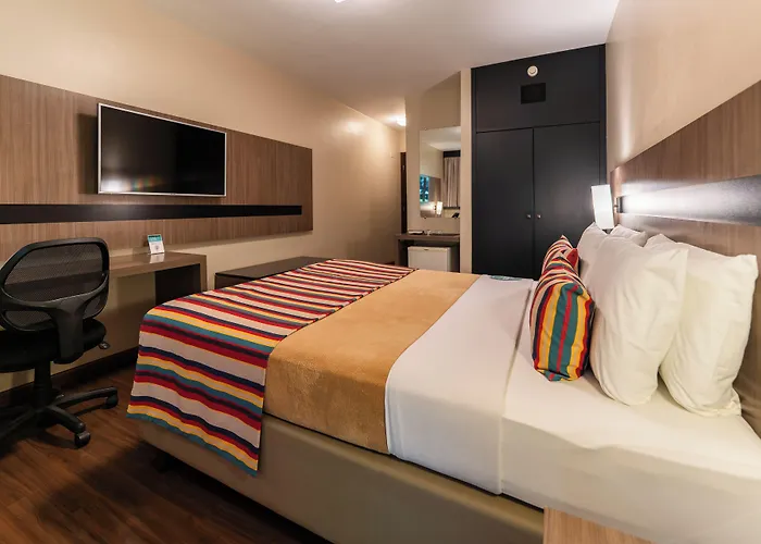 Hotel Deville Express Guaira