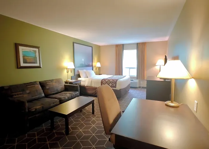 Super 8 By Wyndham Midland