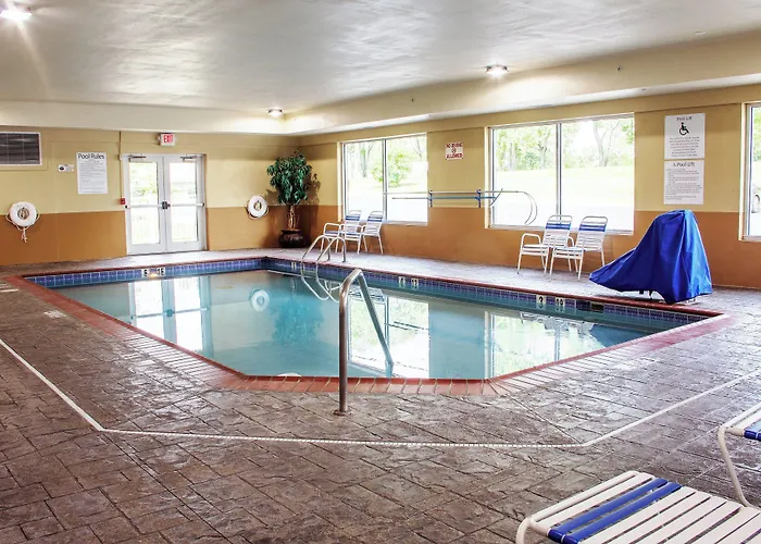 Holiday Inn Express & Suites Lexington Downtown Area-Keeneland By Ihg