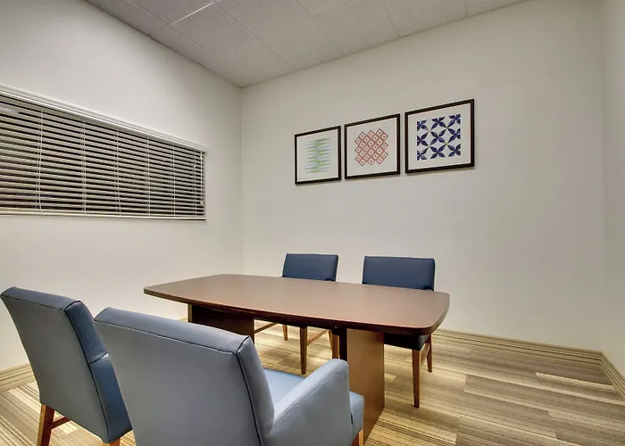 Holiday Inn Express & Suites Laurel By Ihg