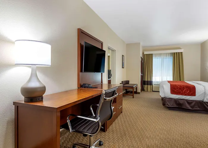 Comfort Suites