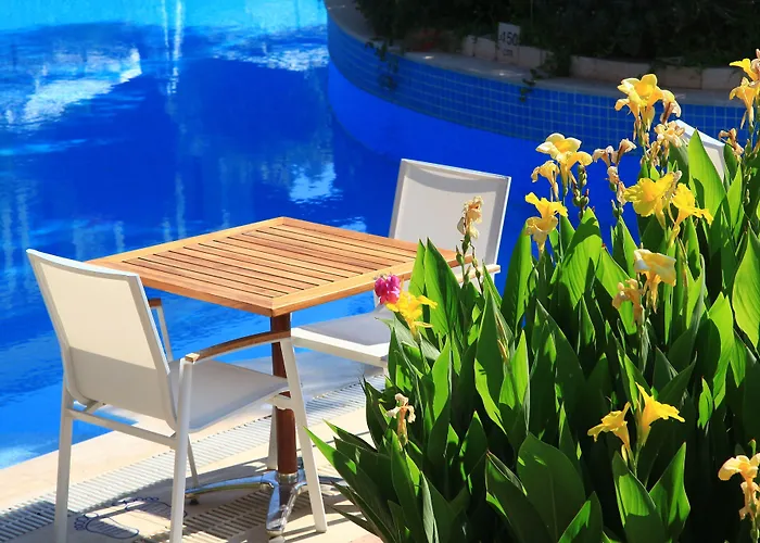 Zeytinada Hotel