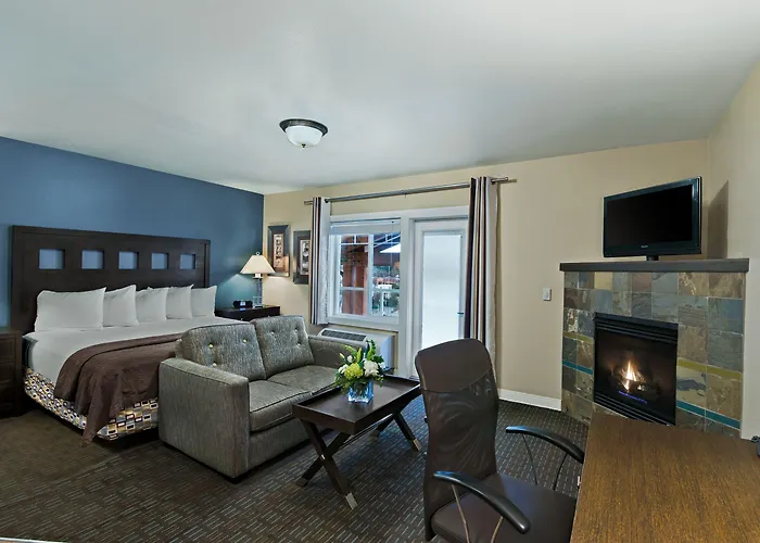 Oxford Suites Silverdale
