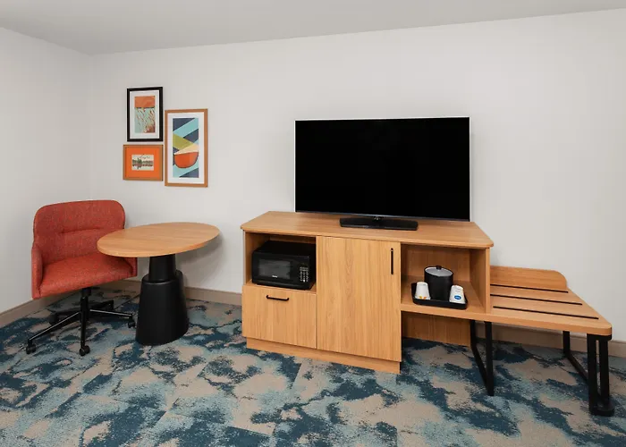 Hampton Inn And Suites Alexandria