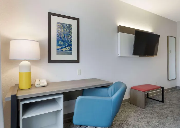 Comfort Inn & Suites Davenport - Quad Cities