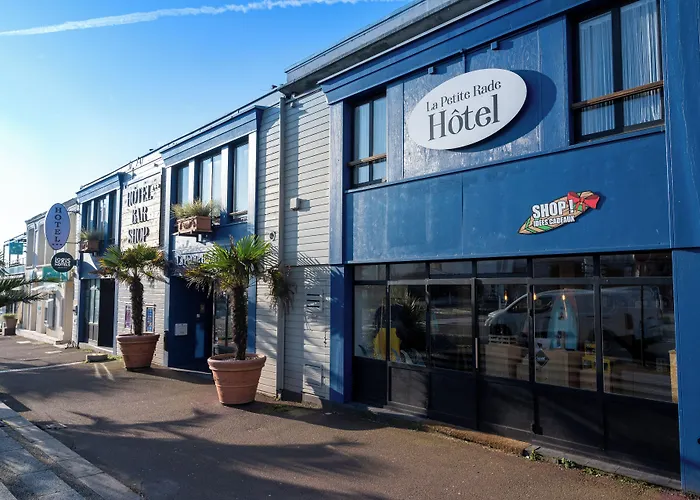 Logis Hotel - La Petite Rade