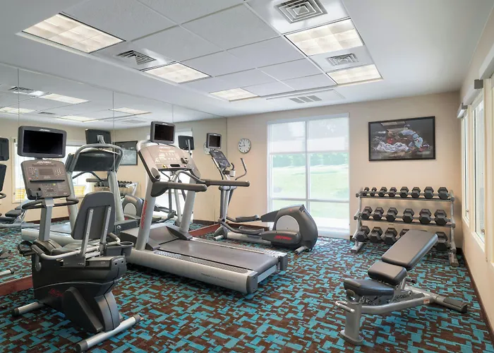 Fairfield Inn & Suites By Marriott State College