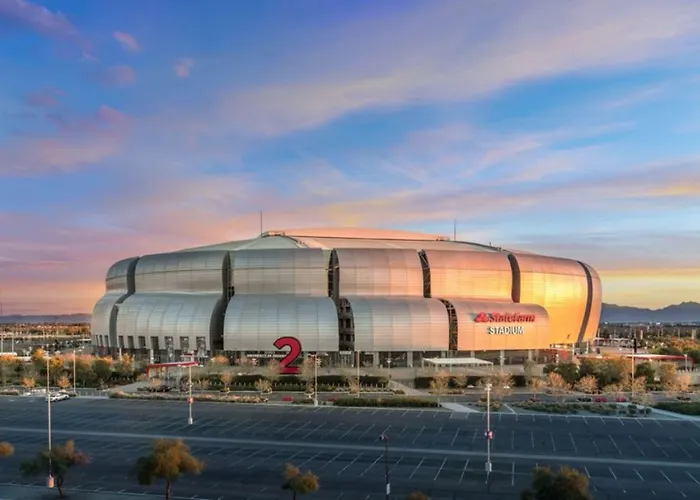Holiday Inn Express & Suites Phoenix Glendale Dist By Ihg