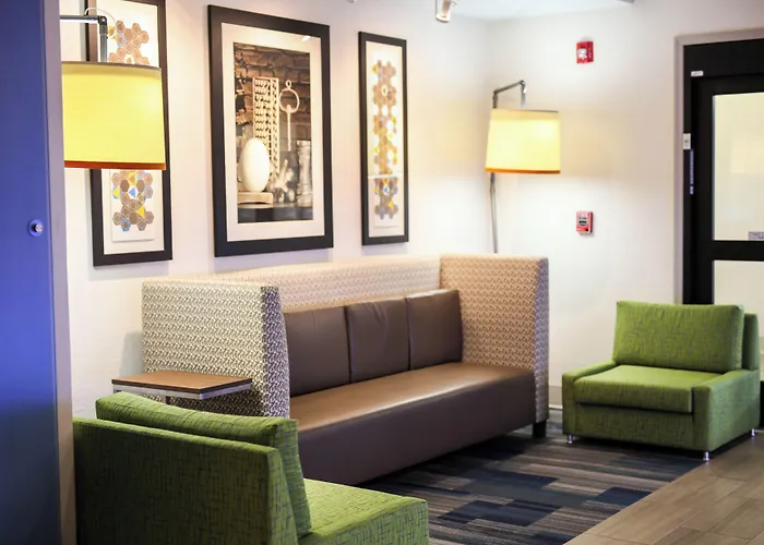 Holiday Inn Express Hotel & Suites Athens By Ihg