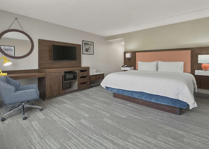 Hampton Inn & Suites Macon I-75 North
