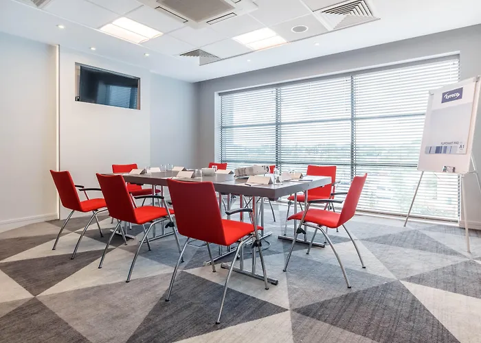 Holiday Inn Express Walsall M6, J10 By Ihg