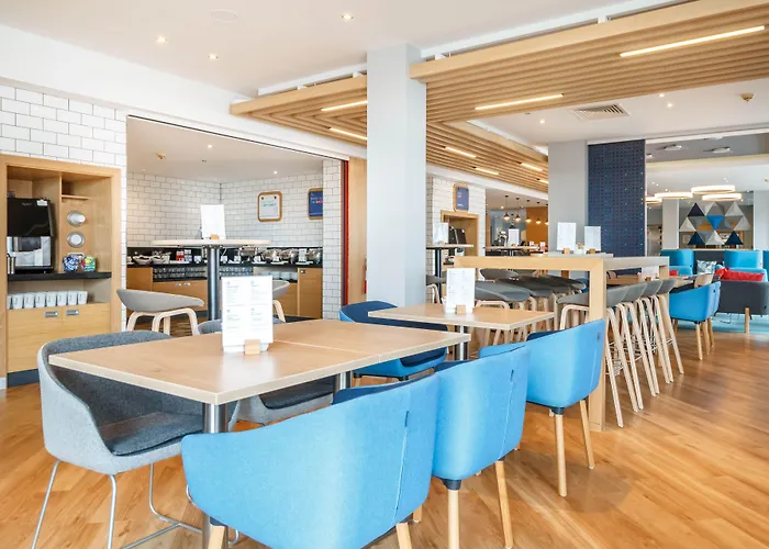 Holiday Inn Express Walsall M6, J10 By Ihg