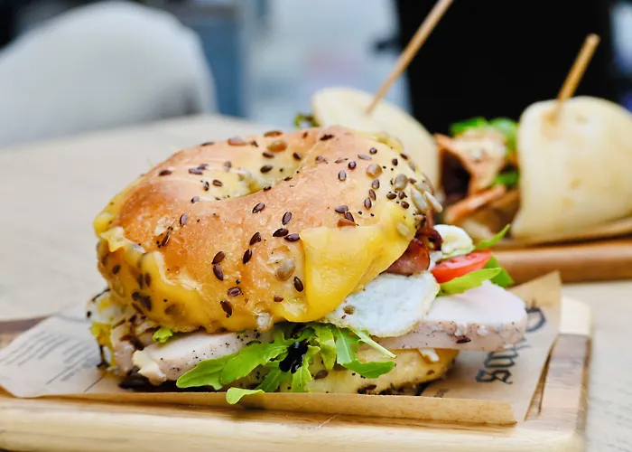 Hotel Piramida