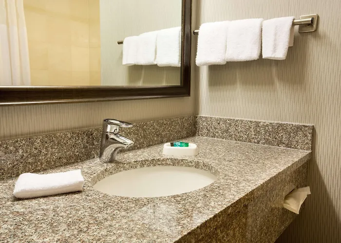 Drury Inn & Suites Columbus Grove City