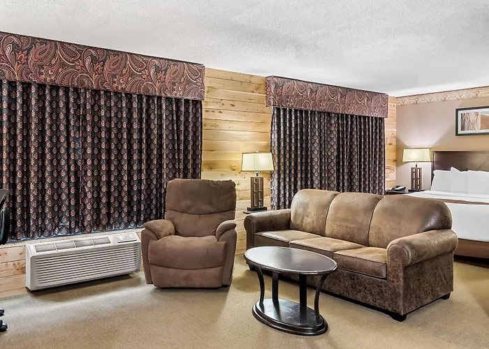 Heartland Inn & Suites, Surestay Collection By Best Western