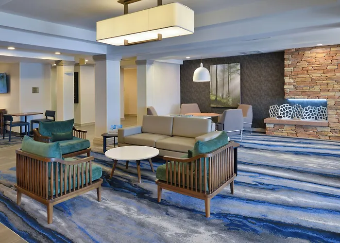 Fairfield Inn & Suites Greensboro Wendover