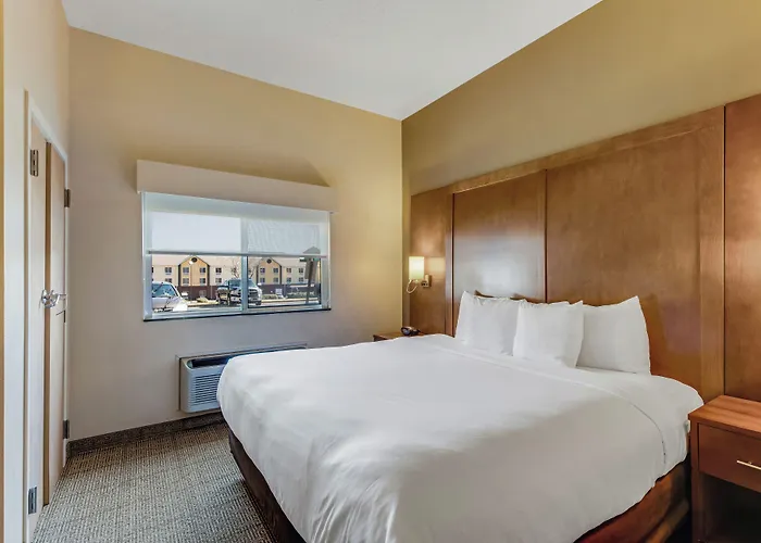 Comfort Suites Huntsville Midcity District At Research Park