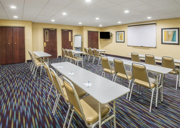 Holiday Inn Express Hotel & Suites Ashland By Ihg