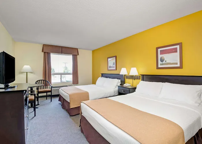 Super 8 By Wyndham Barrie South