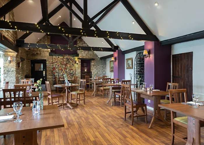 Corinium Hotel & Restaurant