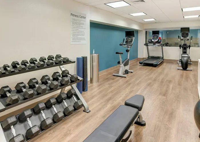 Holiday Inn Express & Suites West Long Branch - Eatontown By Ihg