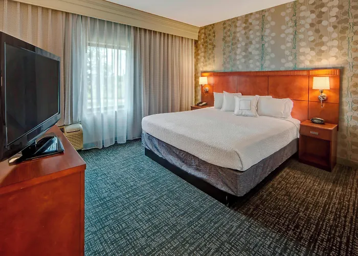 Courtyard By Marriott Memphis Southaven