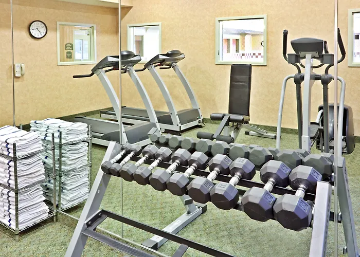 Holiday Inn Express & Suites Cheney By Ihg