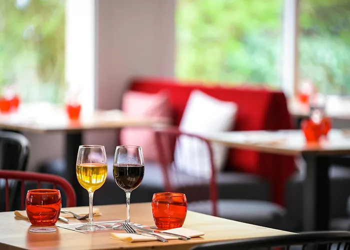 Logis Hotel Angers Sud