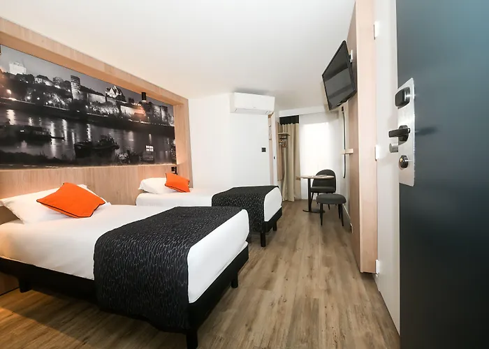 Logis Hotel Angers Sud