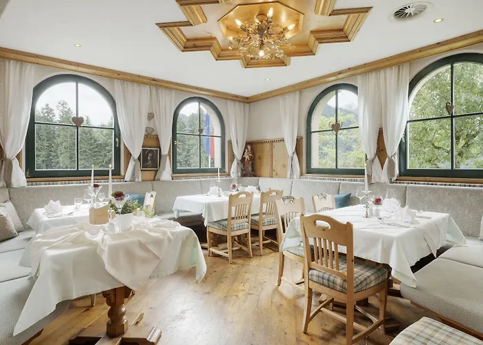 Hotel AlpenSchlössl