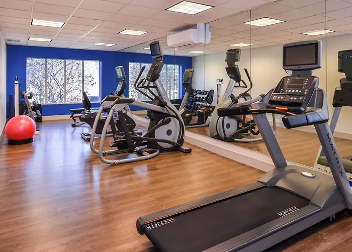 Holiday Inn Express Hotel & Suites Urbana-Champaign-U Of I Area By Ihg