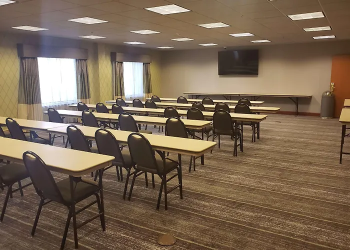 Wingate By Wyndham Coon Rapids