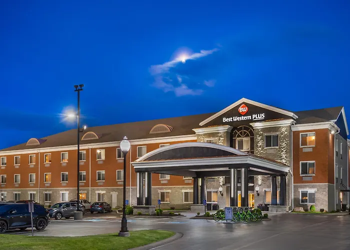 Best Western Plus 1000 Islands Hotel & Suites- Newly Renovated