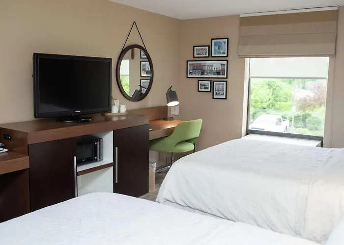 Hampton Inn Commerce/Novi
