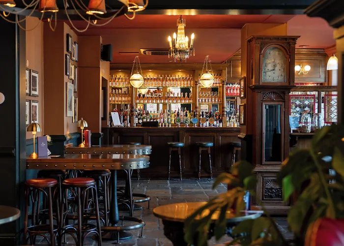 Crown Hotel