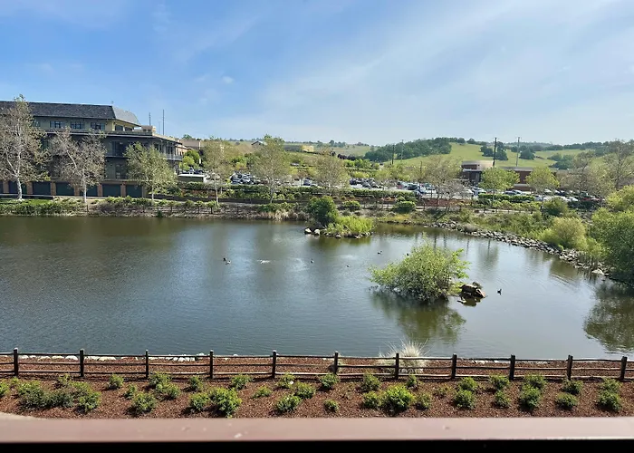 Holiday Inn Express & Suites El Dorado Hills By Ihg