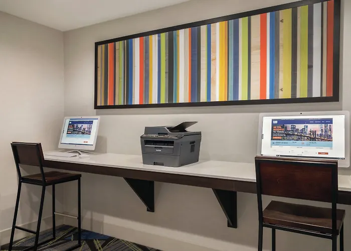 Holiday Inn Express Hotel & Suites Lawton-Fort Sill By Ihg