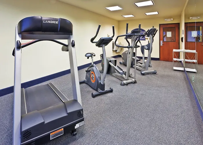 Holiday Inn Express Hotel & Suites Paragould By Ihg