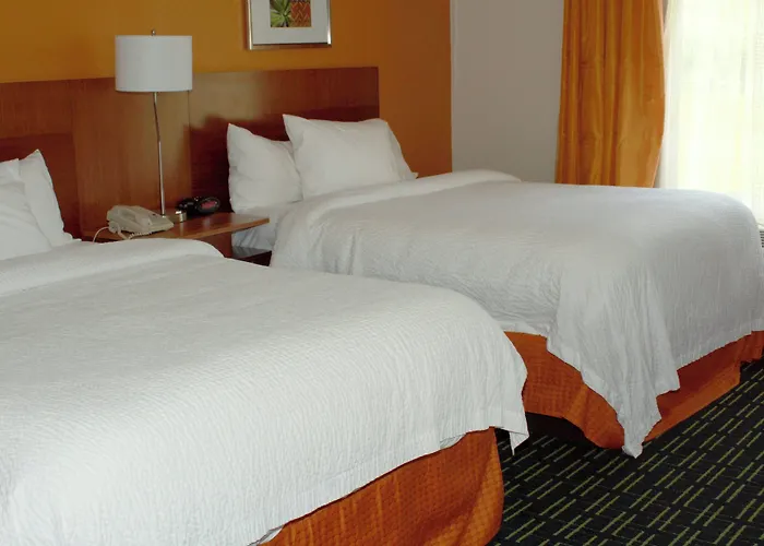 Fairfield Inn & Suites By Marriott Fairmont