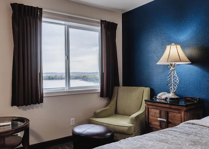 Water Front Inn