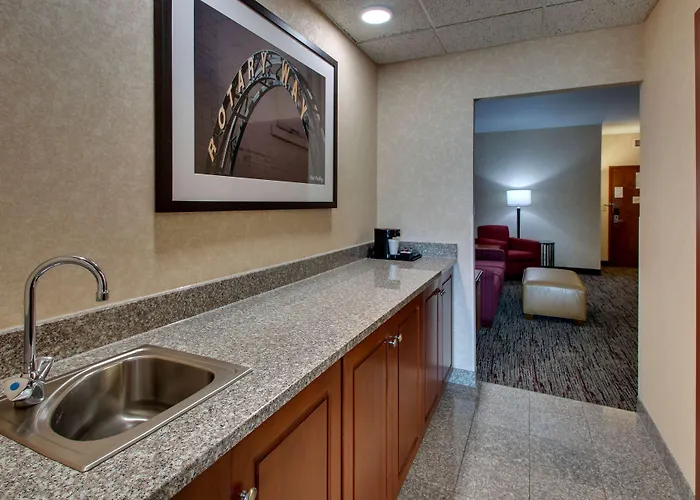 Drury Inn & Suites Findlay